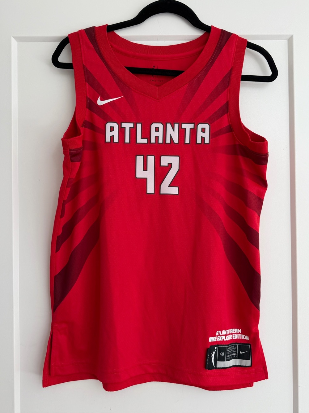Nike Red Atlanta Dream Basketball Jersey Tank Top #42, Size Small